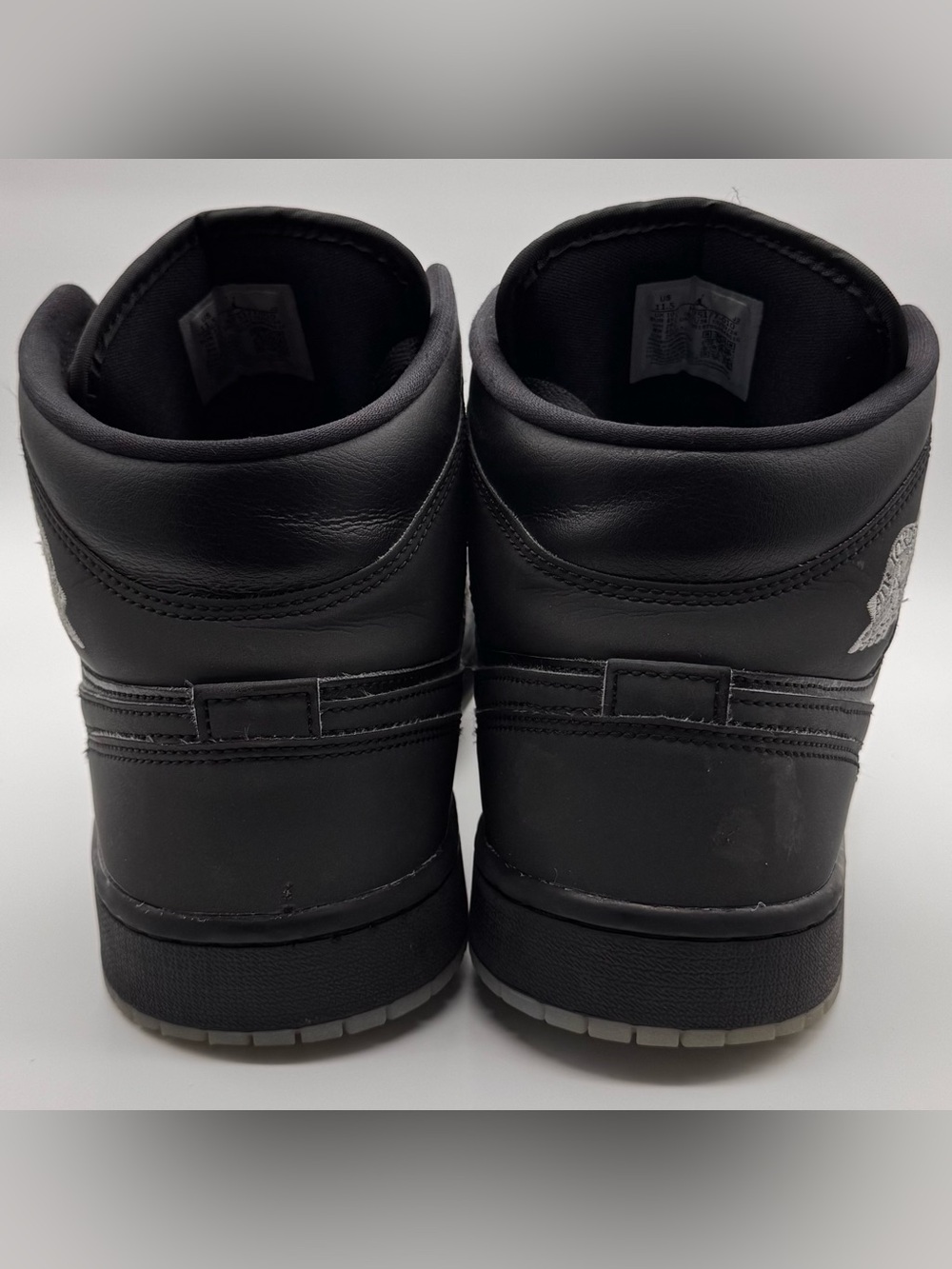 Air Jordan 1 Mid Black Light Smoke Grey Men s 11.5 HV5177-010 Sneakers - Picture 4 of 8
